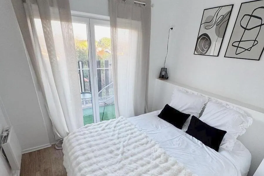 Small Bubble In Toulouse, France T2-Parking-1Kmmetro-Wifi-Cosy Ramonville-Saint-Agne Apartament