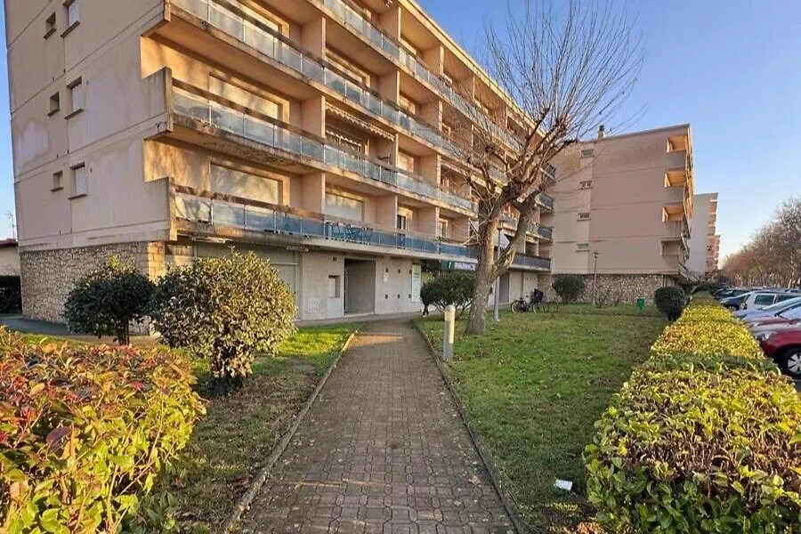 Small Bubble In Toulouse, France T2-Parking-1Kmmetro-Wifi-Cosy Ramonville-Saint-Agne Apartament